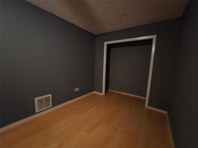 6118 Linnhaven Drive, Houston, TX 77072
