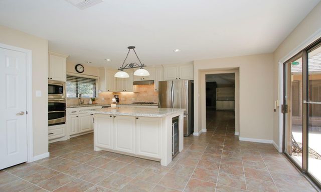 14902 W Beechmoor Drive W, Houston, TX 77095