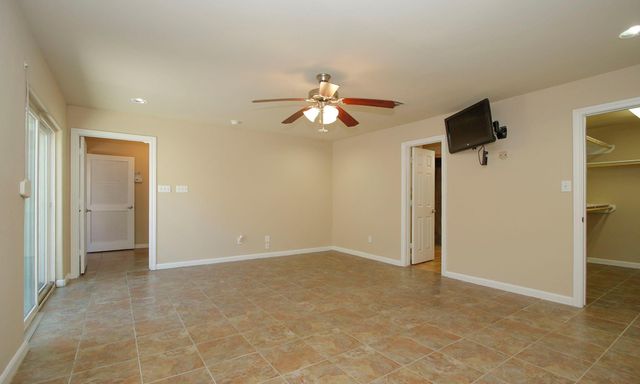 14902 W Beechmoor Drive W, Houston, TX 77095