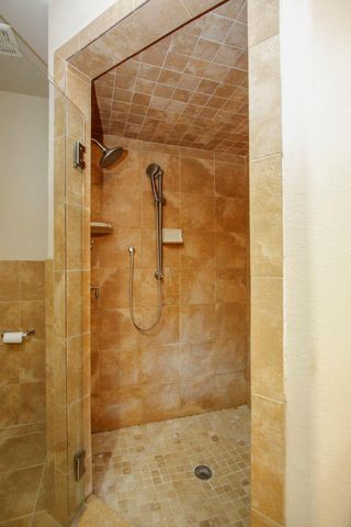 14902 W Beechmoor Drive W, Houston, TX 77095