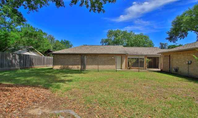 14902 W Beechmoor Drive W, Houston, TX 77095