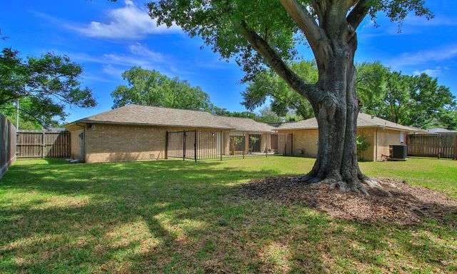 14902 W Beechmoor Drive W, Houston, TX 77095