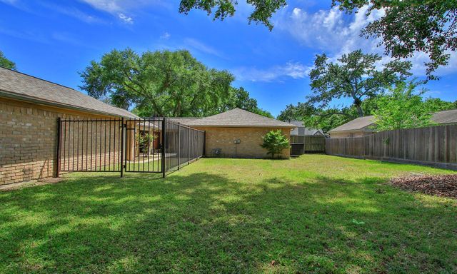 14902 W Beechmoor Drive W, Houston, TX 77095