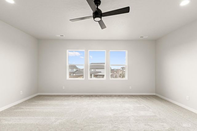 1240 W Pack River Dr, Meridian, ID 83642