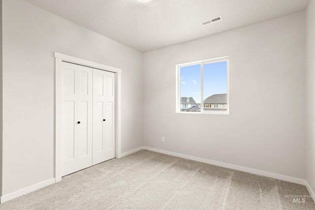 1240 W Pack River Dr, Meridian, ID 83642