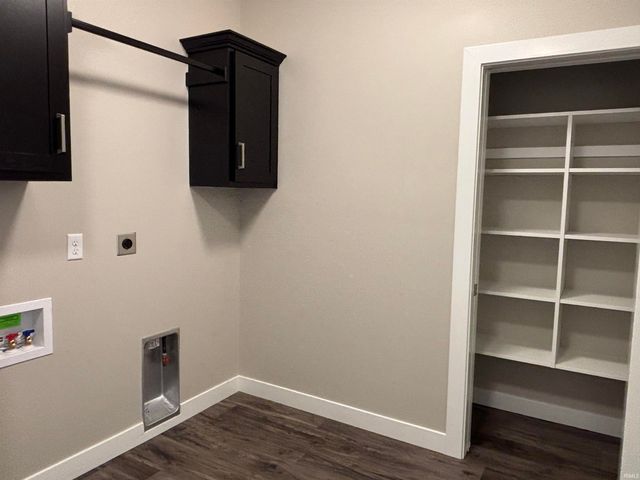 13904 DIAVIK Place, Fort Wayne, IN 46845