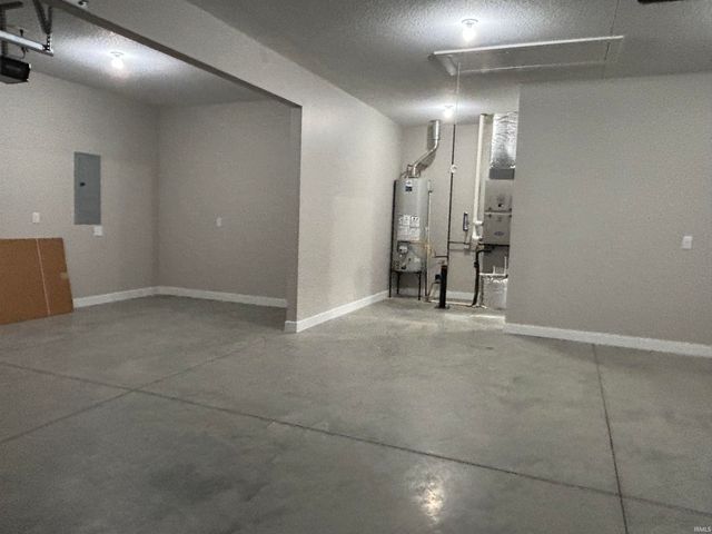 13904 DIAVIK Place, Fort Wayne, IN 46845