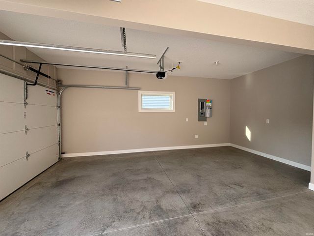 13904 DIAVIK Place, Fort Wayne, IN 46845