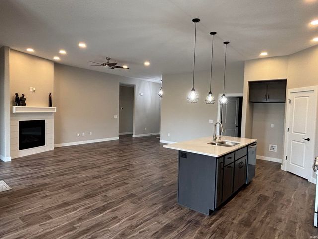 13904 DIAVIK Place, Fort Wayne, IN 46845