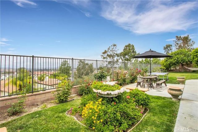 3 Weldon Heights, Ladera Ranch, CA 92694