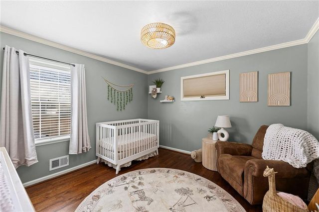 11601 WORNALL Road, Kansas City, MO 64114