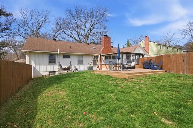 11601 WORNALL Road, Kansas City, MO 64114