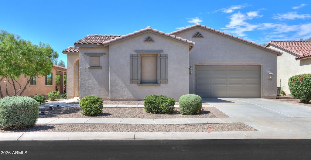 305 N RAINBOW Way, Casa Grande, AZ 85194 — exterior