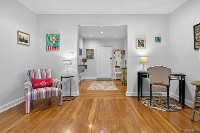 26 Hamilton Place A2, Garden City, NY 11530