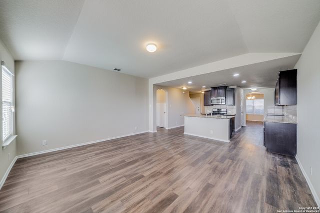 12358 Erstein Valley, Selma, TX 78154