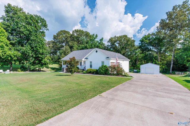 145 Erica Drive, Rogersville, AL 35652