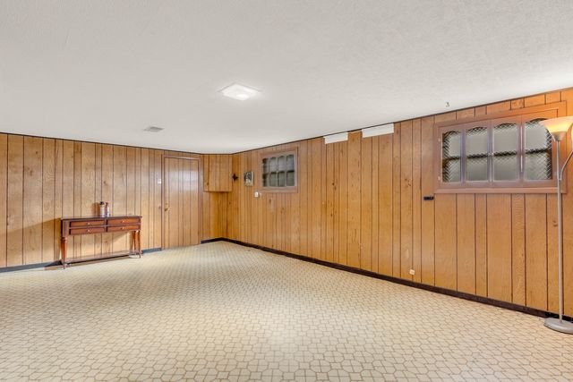 5425 Drury Lane, Oak Lawn, IL 60453