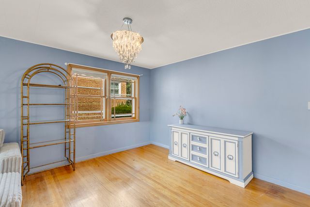 5425 Drury Lane, Oak Lawn, IL 60453