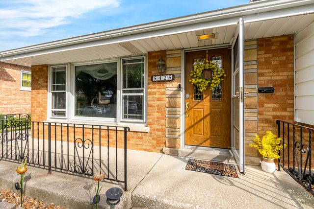 5425 Drury Lane, Oak Lawn, IL 60453