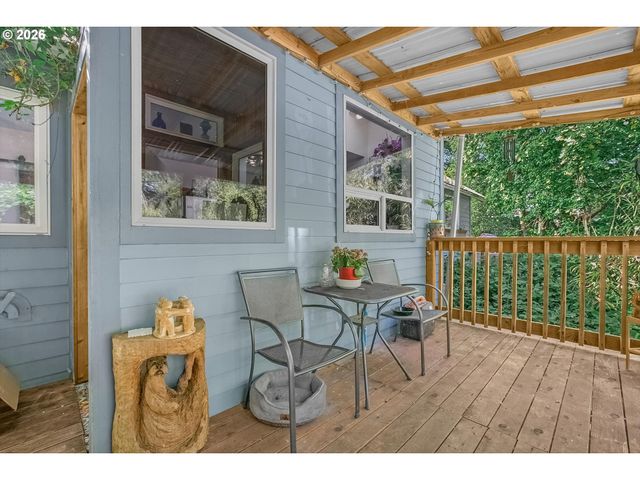1909 Ne 20TH St, Lincoln City, OR 97367