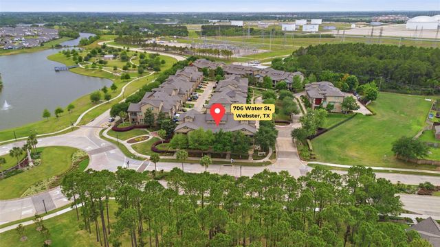 706 Water Street, Webster, TX 77598
