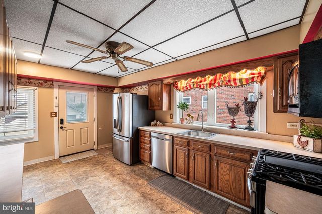 235 ARDMORE AVE, Upper Darby, PA 19082