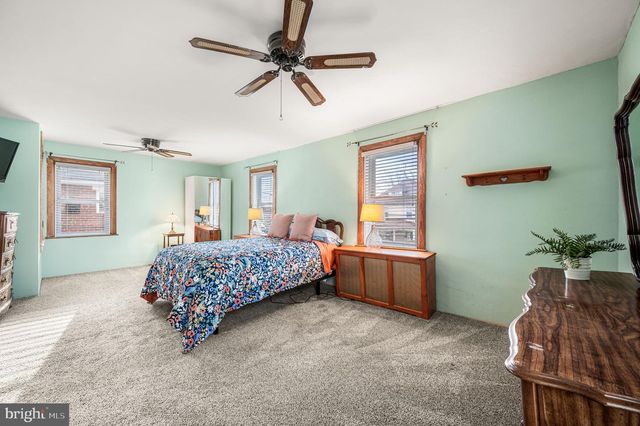 235 ARDMORE AVE, Upper Darby, PA 19082