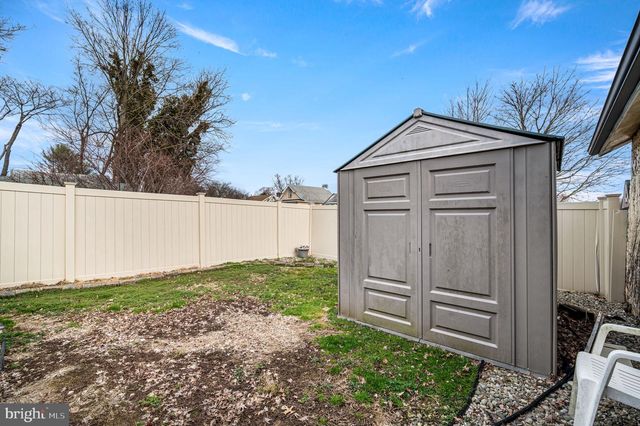 235 ARDMORE AVE, Upper Darby, PA 19082