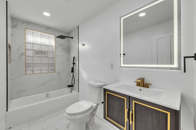 7835 S Laflin Street, Chicago, IL 60620