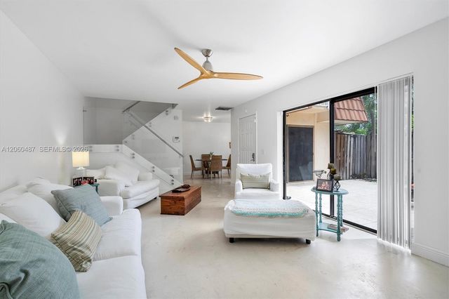 839 Blue Ridge Circle 839, West Palm Beach, FL 33409