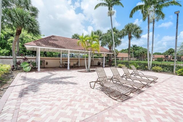839 Blue Ridge Circle 839, West Palm Beach, FL 33409