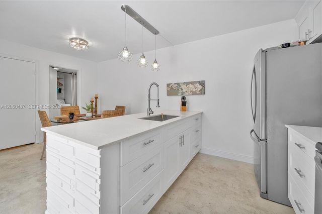 839 Blue Ridge Circle 839, West Palm Beach, FL 33409