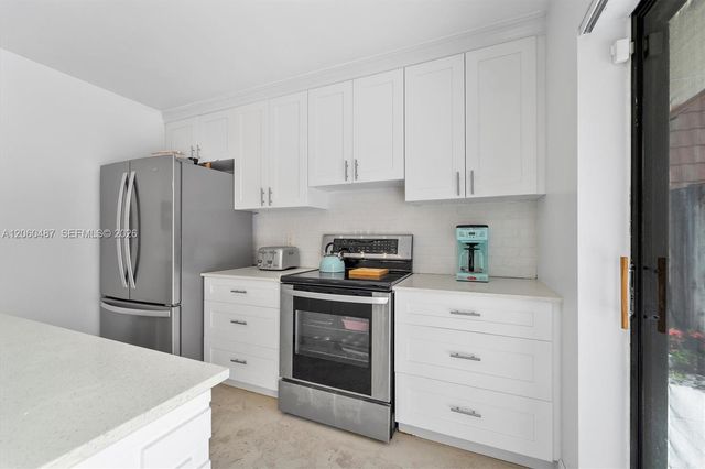 839 Blue Ridge Circle 839, West Palm Beach, FL 33409