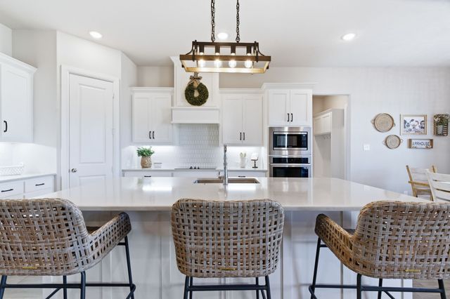 320 Oak Meadow Lane, Weatherford, TX 76085