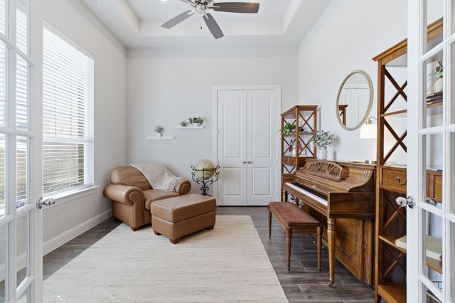 320 Oak Meadow Lane, Weatherford, TX 76085