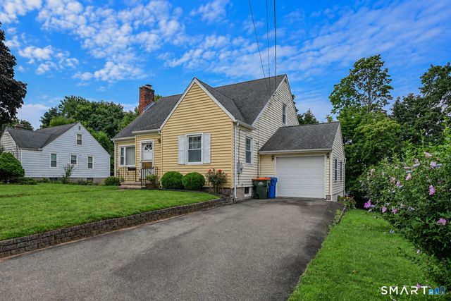 15 Brookdale Road, Meriden, CT 06450