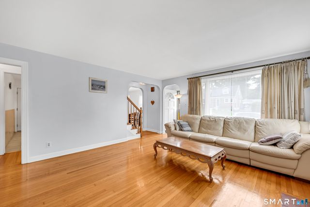 15 Brookdale Road, Meriden, CT 06450