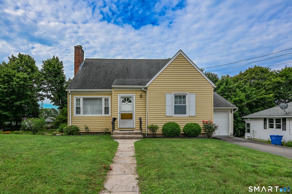 15 Brookdale Road, Meriden, CT 06450