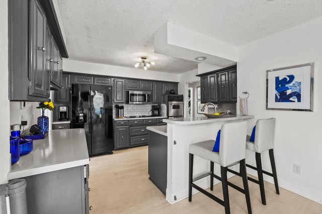 1925 Country Club Drive, Plano, TX 75074