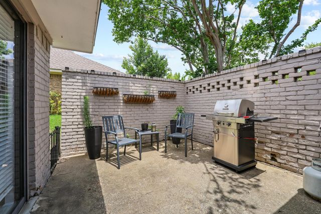 1925 Country Club Drive, Plano, TX 75074