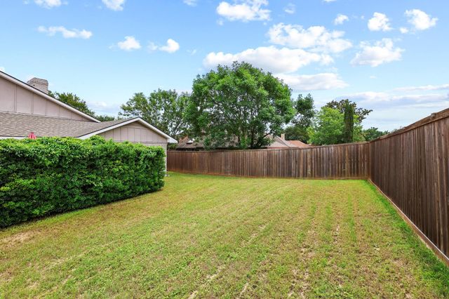 1925 Country Club Drive, Plano, TX 75074