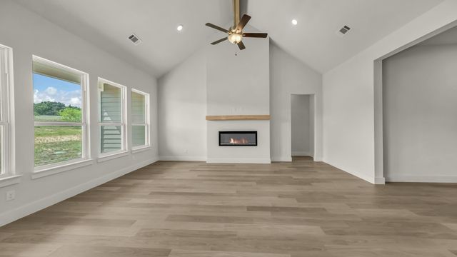 1040 Salvation Drive, Weatherford, TX 76088