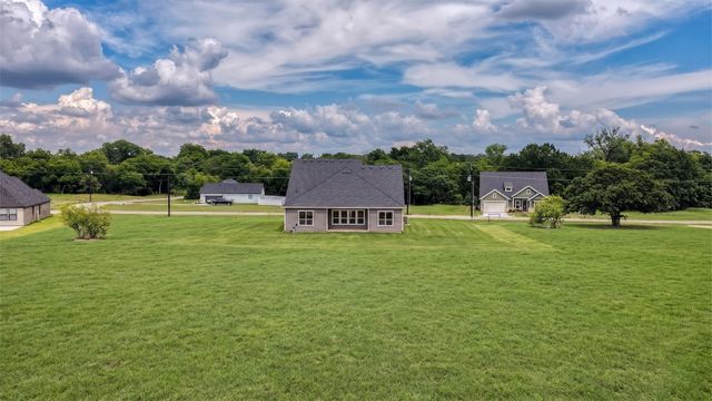 1040 Salvation Drive, Weatherford, TX 76088