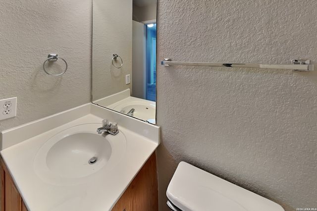 7 Beacon Oak, San Antonio, TX 78239