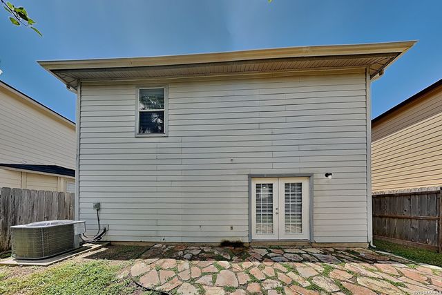 7 Beacon Oak, San Antonio, TX 78239