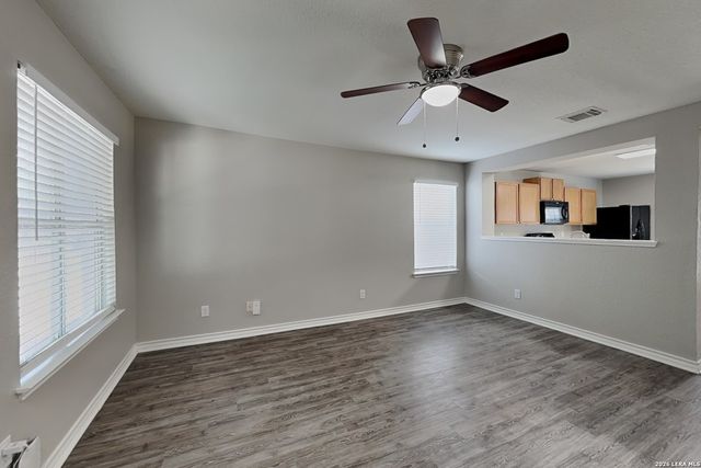 7 Beacon Oak, San Antonio, TX 78239