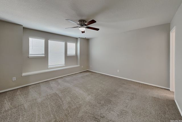 7 Beacon Oak, San Antonio, TX 78239