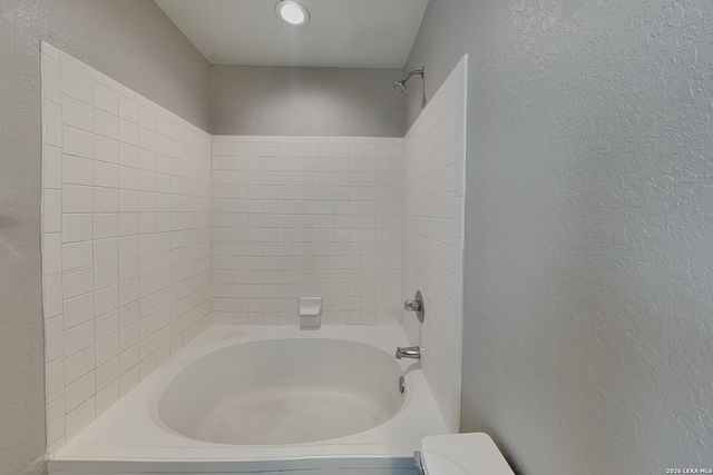 7 Beacon Oak, San Antonio, TX 78239