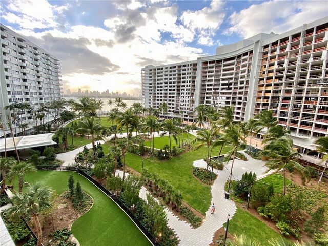 1500 Bay Rd 1114S, Miami Beach, FL 33139