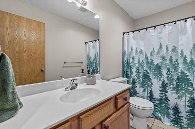 1382 S Kristopher Avenue, Republic, MO 65738